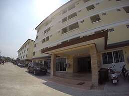 ST Apartment