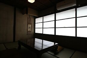 HARUYA Umekoji - Hostel