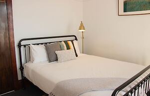 Charing Cross Hotel