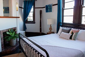 Charing Cross Hotel