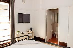 Charing Cross Hotel