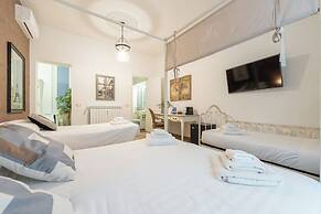 Flaminia Rooms&Suites
