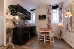 Flaminia Rooms&Suites