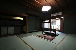 HARUYA Naramachi - Hostel
