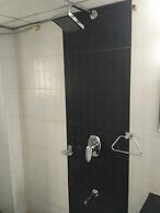 Hotel Everest Inn