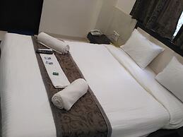 Hotel Everest Inn