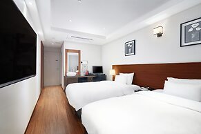 Lion Hotel