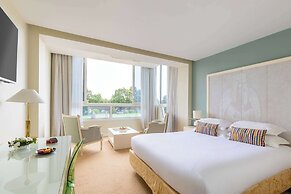 Best Western Plus Le Roi Arthur Hotel et Spa