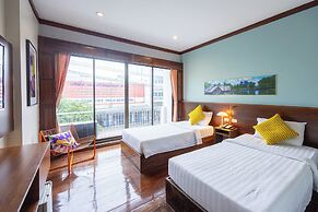 The President Hotel at Chokchai 4