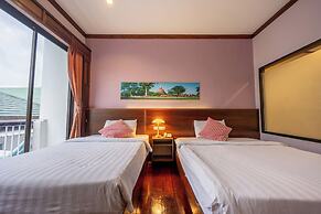 The President Hotel at Chokchai 4