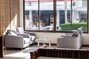 The President Hotel at Chokchai 4