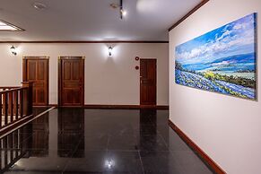 The President Hotel at Chokchai 4