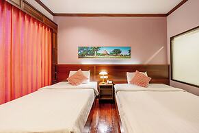 The President Hotel at Chokchai 4