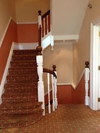 Ashley Hotel