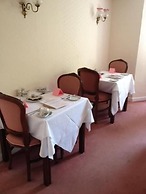 Ashley Hotel