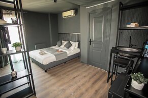ARKEM CITY HOTEL