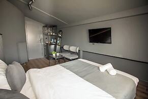ARKEM CITY HOTEL