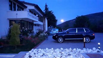 Hotel Lago Di Salda