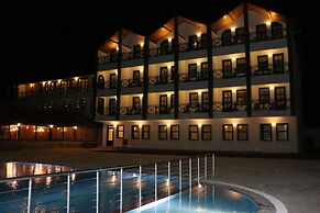 Hotel Lago Di Salda