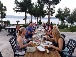 Hotel Lago Di Salda