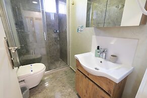 Loren Hotel Suites
