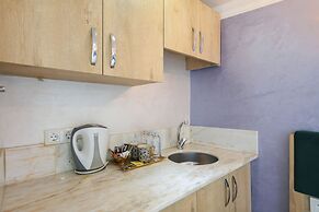 Loren Hotel Suites