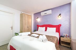 Loren Hotel Suites