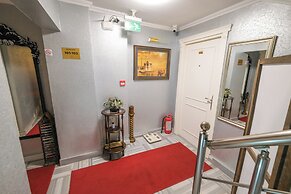 Loren Hotel Suites