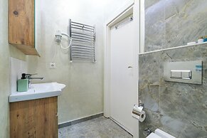 Loren Hotel Suites