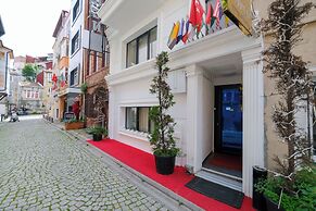 Loren Hotel Suites