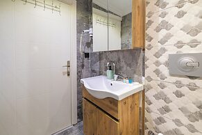 Loren Hotel Suites