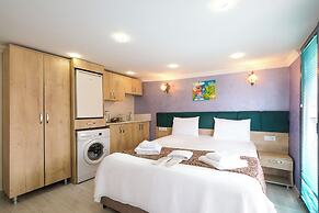 Loren Hotel Suites