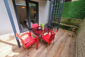 Loren Hotel Suites