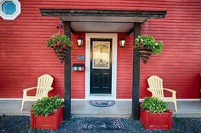 Inn By The Bay