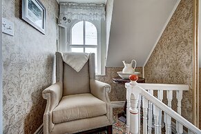 Inn By The Bay