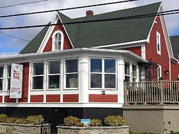 Inn By The Bay
