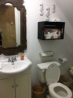 Inn By The Bay