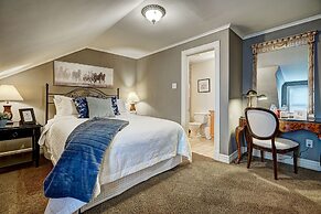 Inn By The Bay