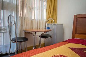 Brimax Hotel