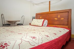 Brimax Hotel