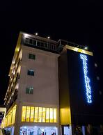 SR Residence Hotel