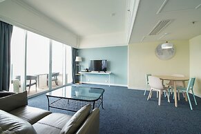 Warwick Hotel