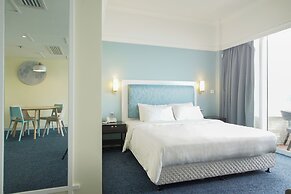 Warwick Hotel
