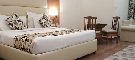 Grand Continental Hotel 