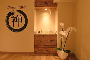 Dolomeet Boutique Hotel