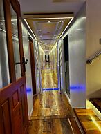 Sreekrishna Houseboats