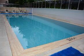 Sea Center Hotel