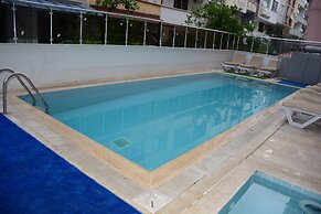 Sea Center Hotel