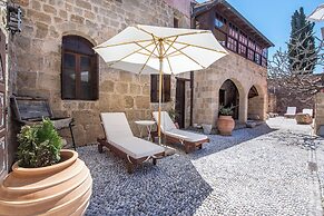 Saint Artemios Hotel and Oriental Suites