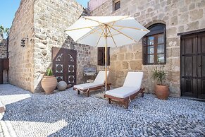 Saint Artemios Hotel and Oriental Suites